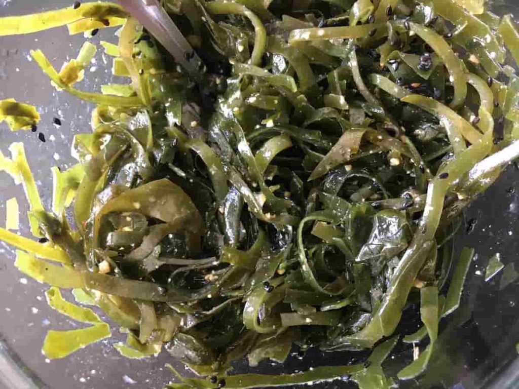 kombu seaweed salad